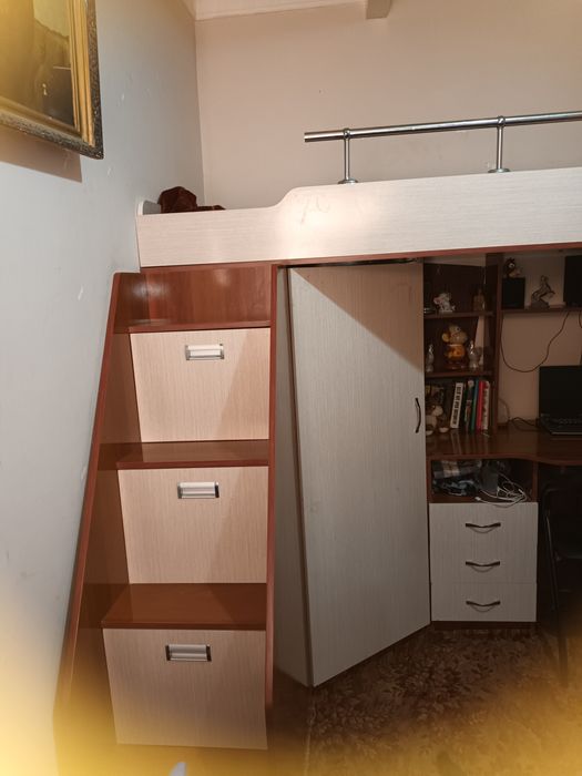 Спальный гарнитур для подростка