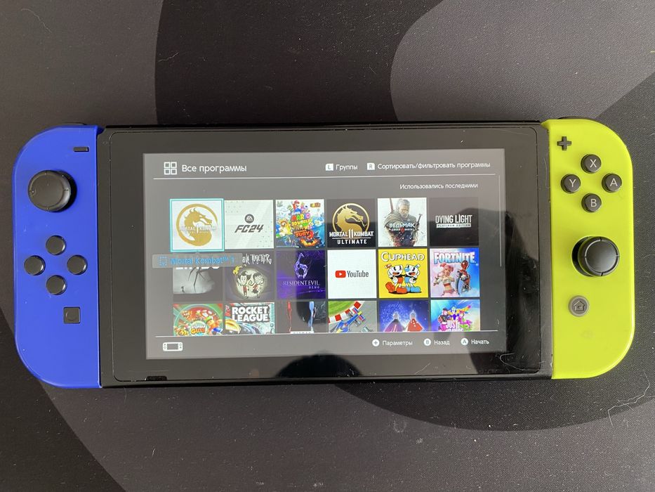 Nintendo Switch + 256GB microSD + полный комплект + доп. JoyCon