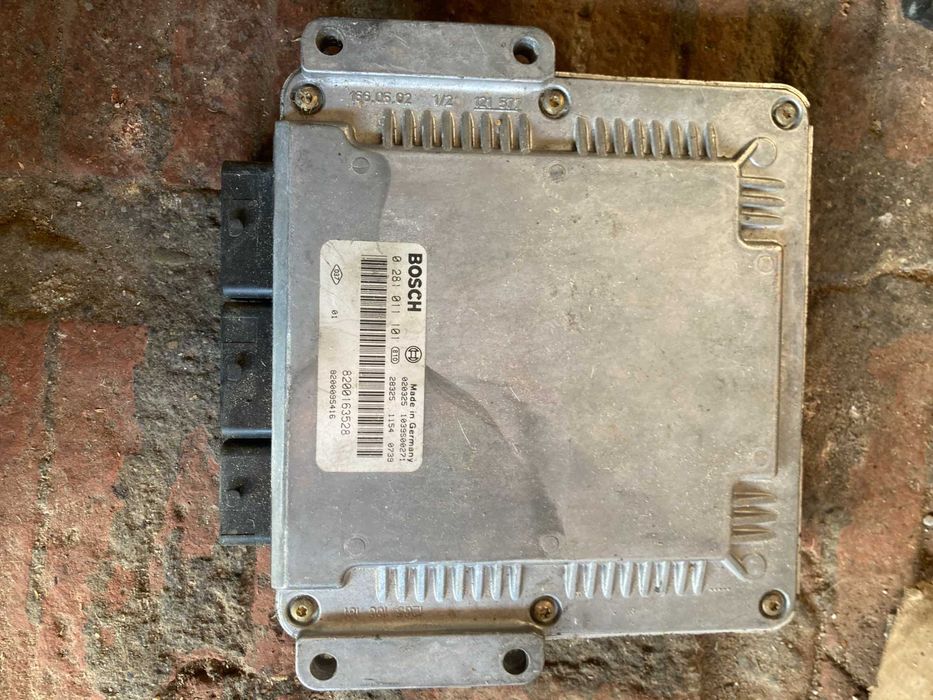 Компютър еку ecu електронен блок двигател рено лагуна 1,9дци