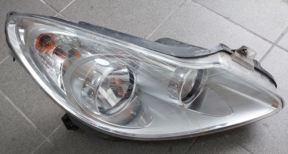 Far Stanga  Opel Corsa D Facelift și Non facelift European