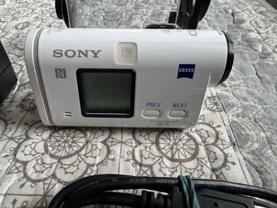 SONY AS200V action cam