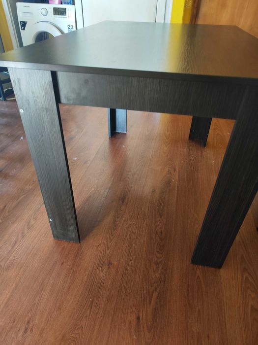 Трапезна маса за кухня