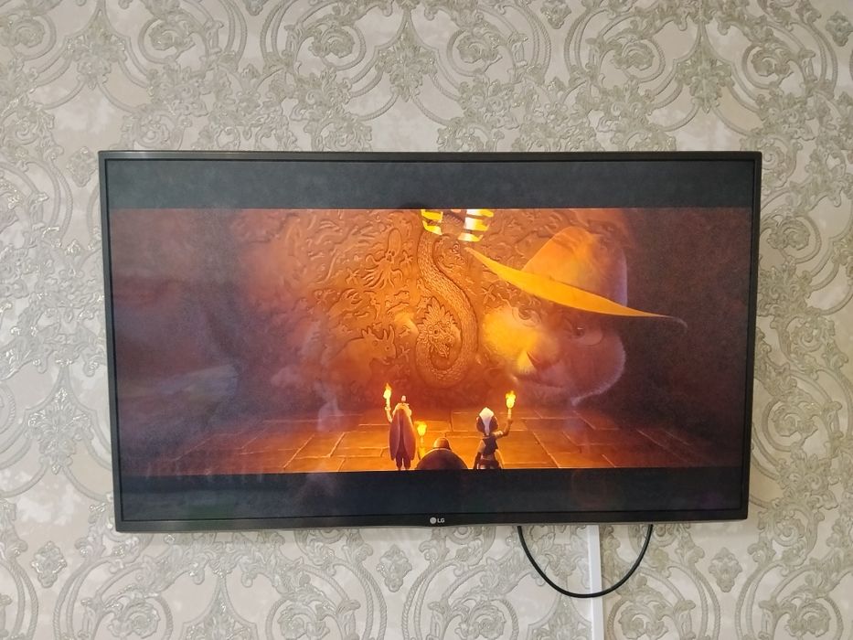 Продам телевизор LG