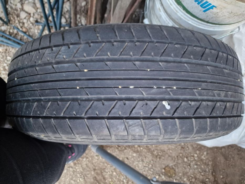 Гума с джанта R16 за Рено