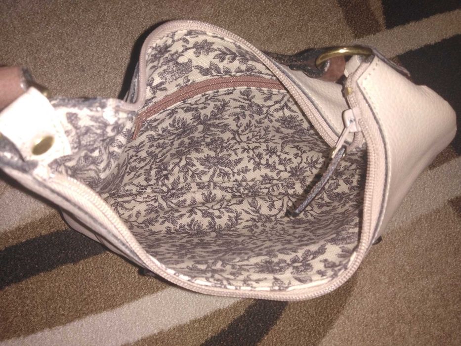 Продавам чанта от естествена кожа - лично предаване