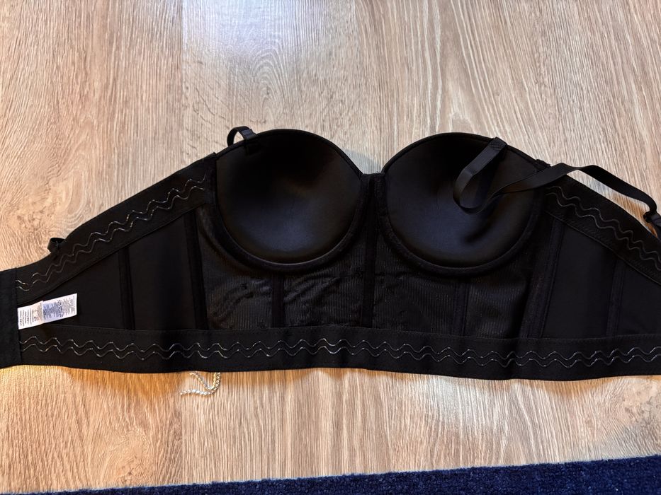 Top elegant cu strasuri