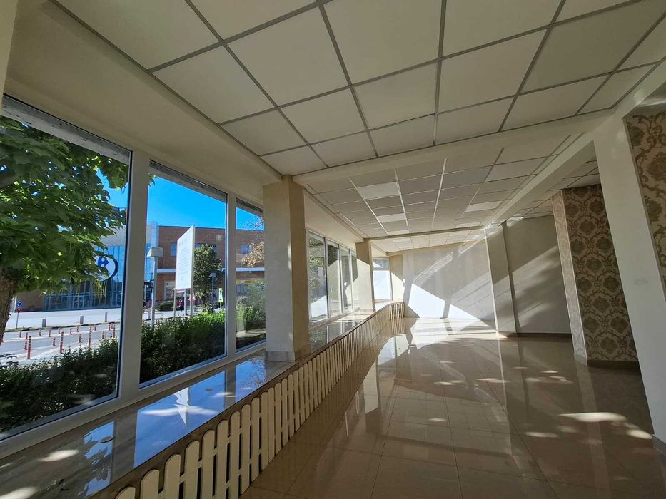 Oportunitate Premium: Spațiu Comercial de 170 mp – Bulevardul Alexandru cel Bun, Bacău
