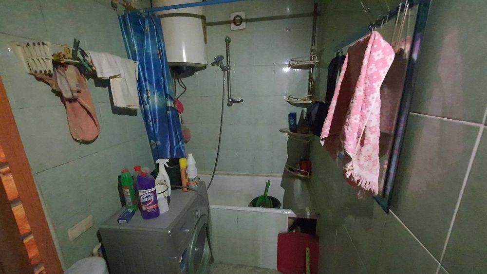 Политехника институти якинида 3 хонали 4 хона килса булади