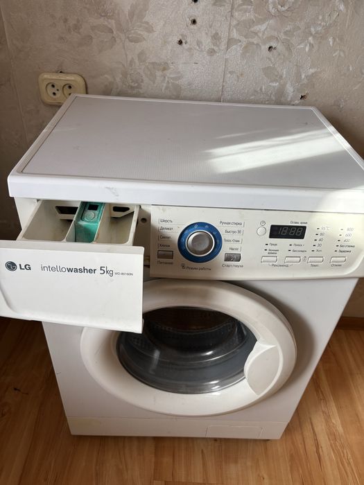 Стиральная машинка автомат