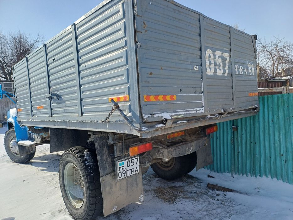 Продам самосвал.