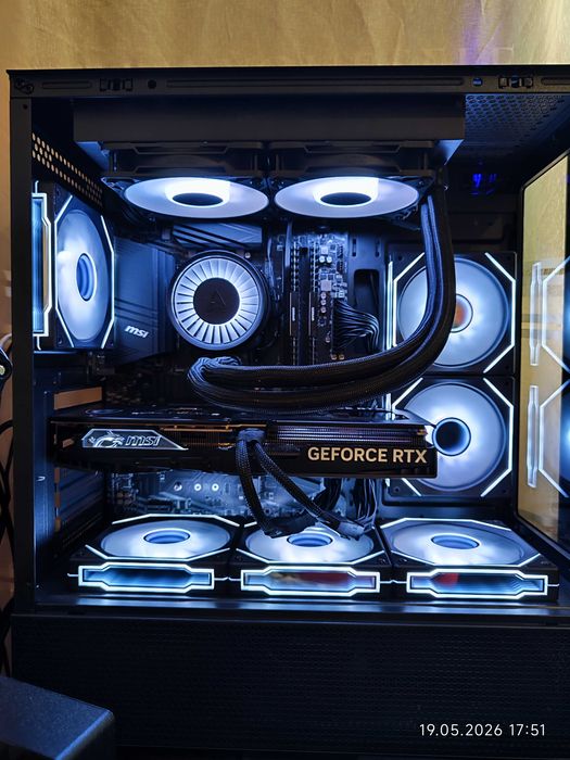 Геймърски Ryzen 7 5800X3D,RTX 4070 Super 12GB,RAM 32GB DDR4,SSD 1TB
