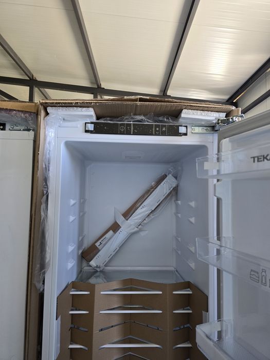 Хладилник за вграждане Тека/Teka TEKA TKI2 300 309 литра