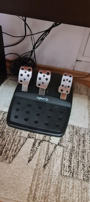 Volan logitech g29