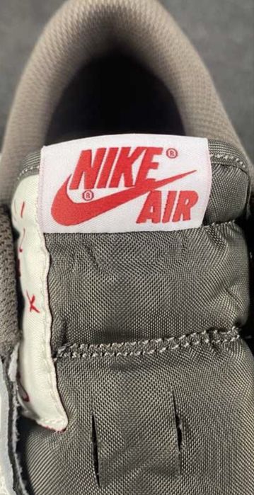 jordan 1 travis scott