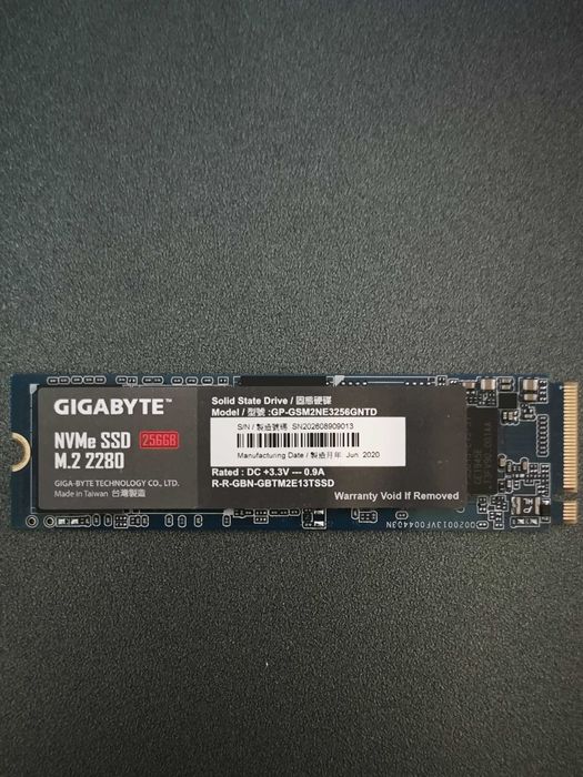 Продается SSD NVMe 256GB