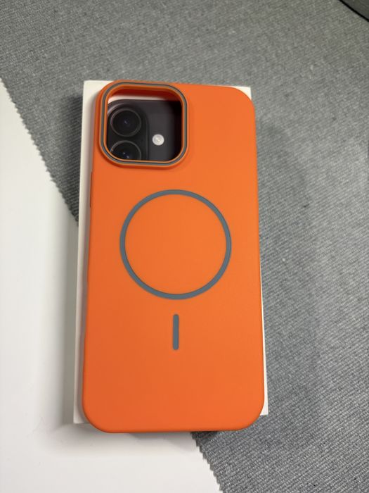 Husa magnetica iphone 16 pro max