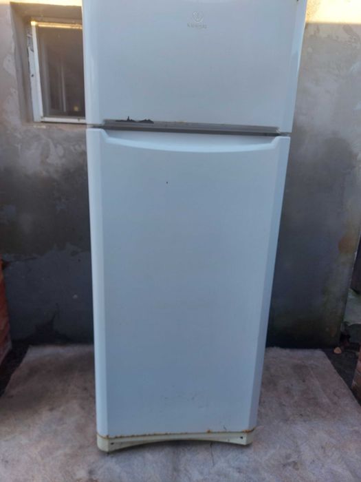 Frigider Indesit perfecta stare de functionare