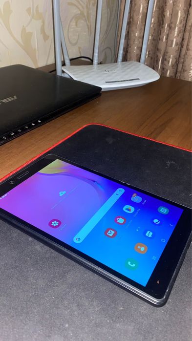 Планшет Самсунг продается