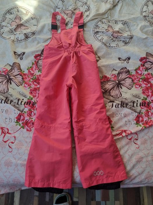 Ски гащеризон 6-7г и екип 4-6г