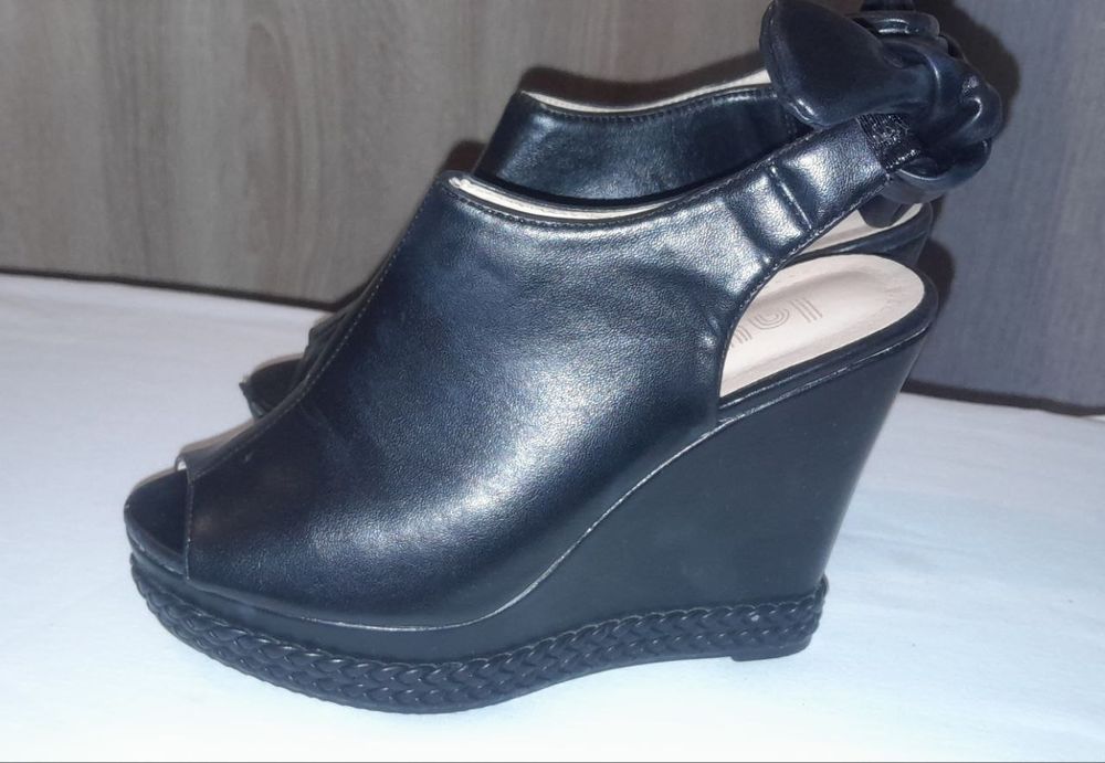 Обувь на платформе