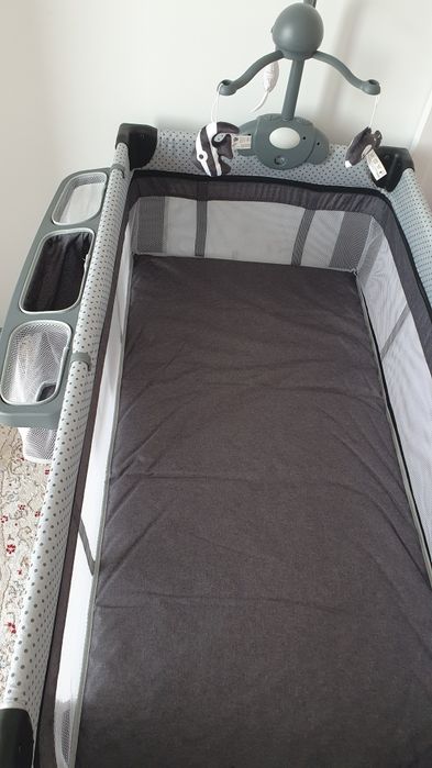 Продам манеж детскии