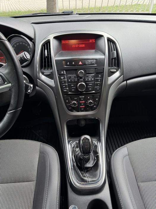Opel ASTRA 1.4 TURBO 140 CP Garantie /RATE