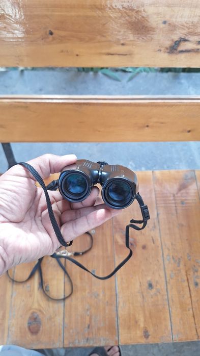 Бинокль Nikon сделано в Японии