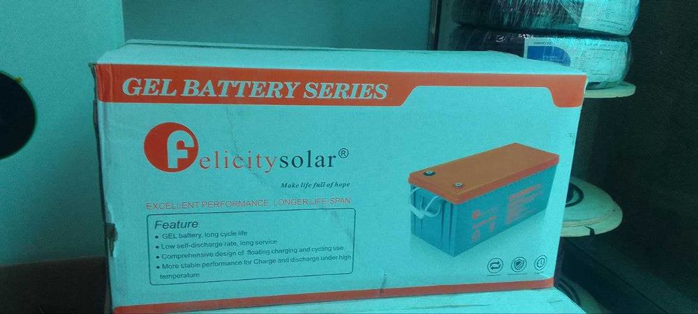 Quyosh panel va inventerlar 25yilgacha kavolat barcha tur Jinko625 wat