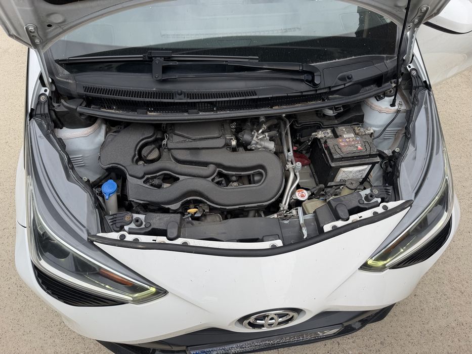 Toyota Aygo 2021 1.0 Benzina 130.000 KM usor avariat /avariate / lovit / lovite
