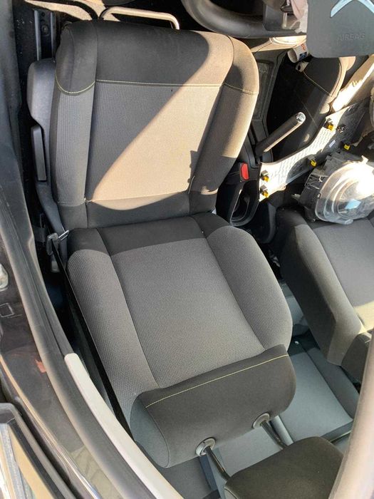 Piese Citroen C3  1.2   , E6 din 2019 - 10xva7  0456792