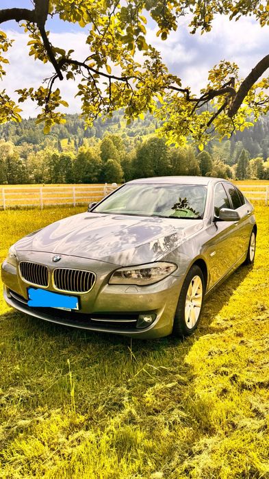 Vând bmw f10 520D