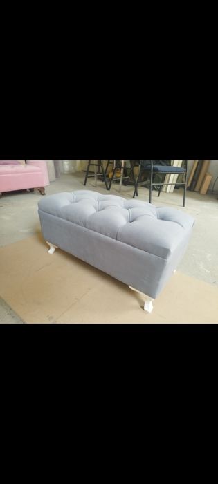 Тапицирани Табуретки