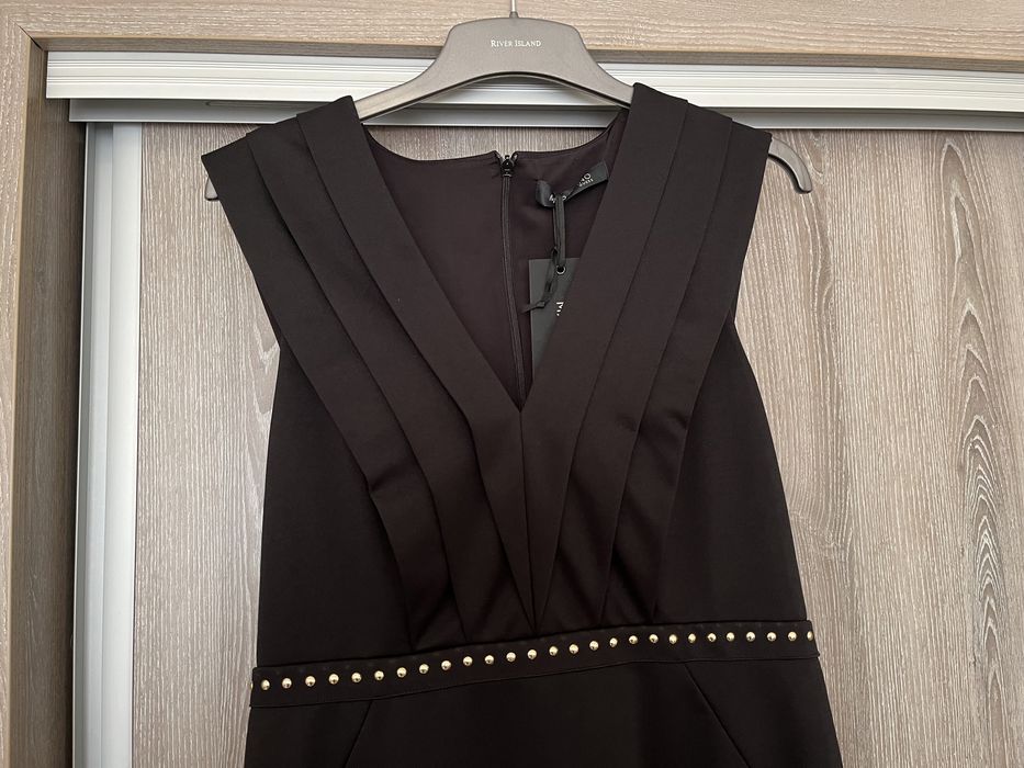 Чисто нова рокля Guess L