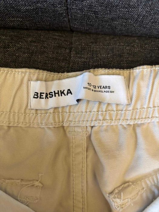 Pantaloni scurți cargo Bershka copii 10–12 ani – bej