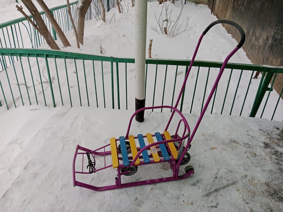 Продается сани..