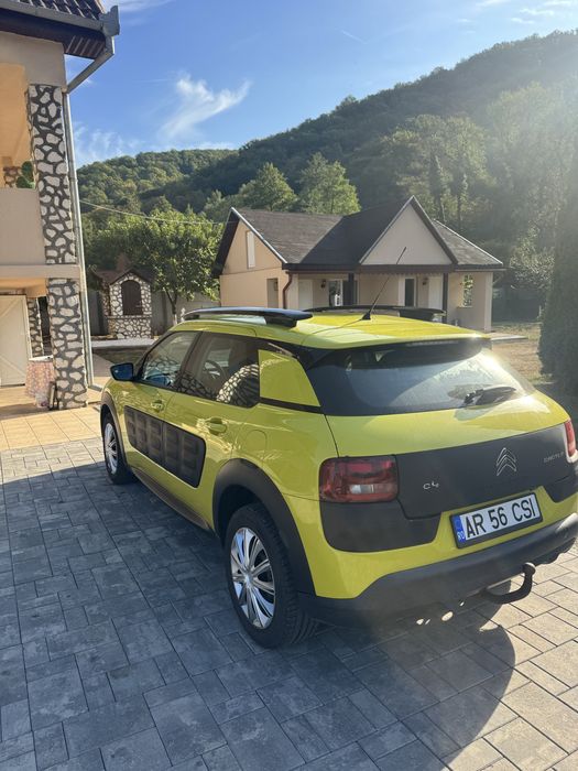 Citroën C4 Cactus 1.2 benzină 2015 – întreținut – distribuție schimbată