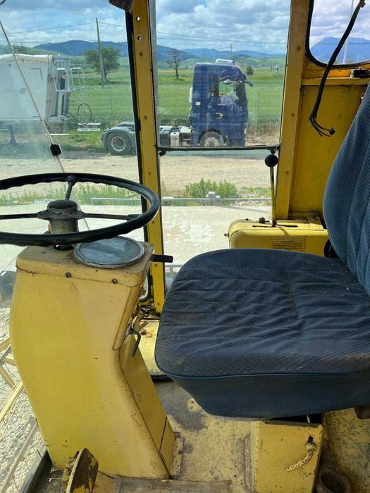 Комбайн New Holland 1530 – с хедер 3,8 м