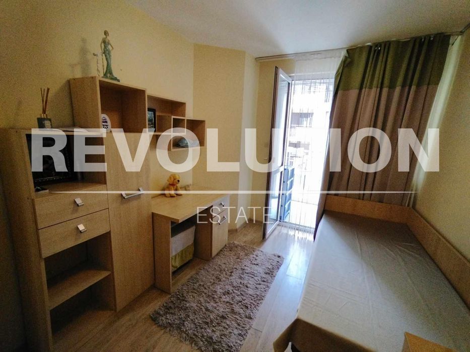 Двустаен апартамент в района на ХЕИ!