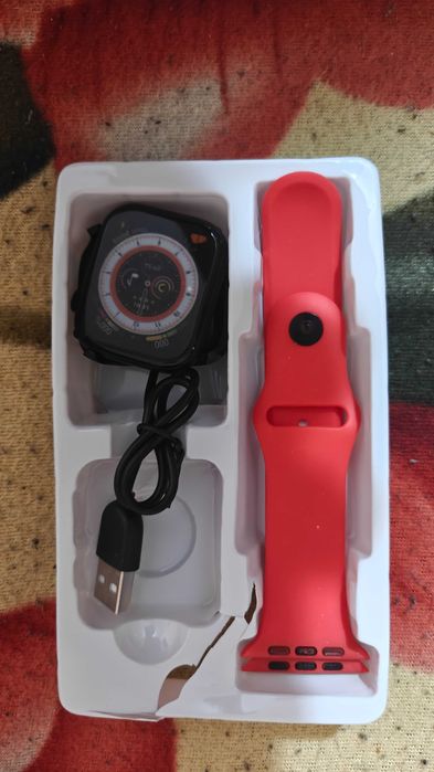 Ceas smartwatch