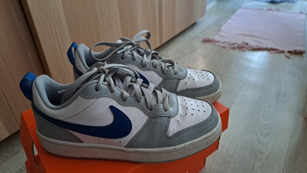 Кецове Найк 35.5номер