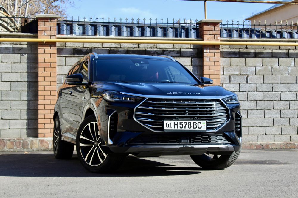 Jetour X70 Plus full positsiya