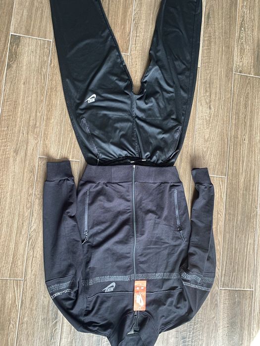 Trening nike usor purtabil