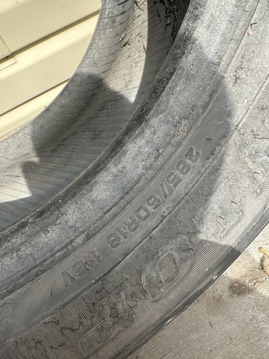 Резина Dunlop 285/60/18