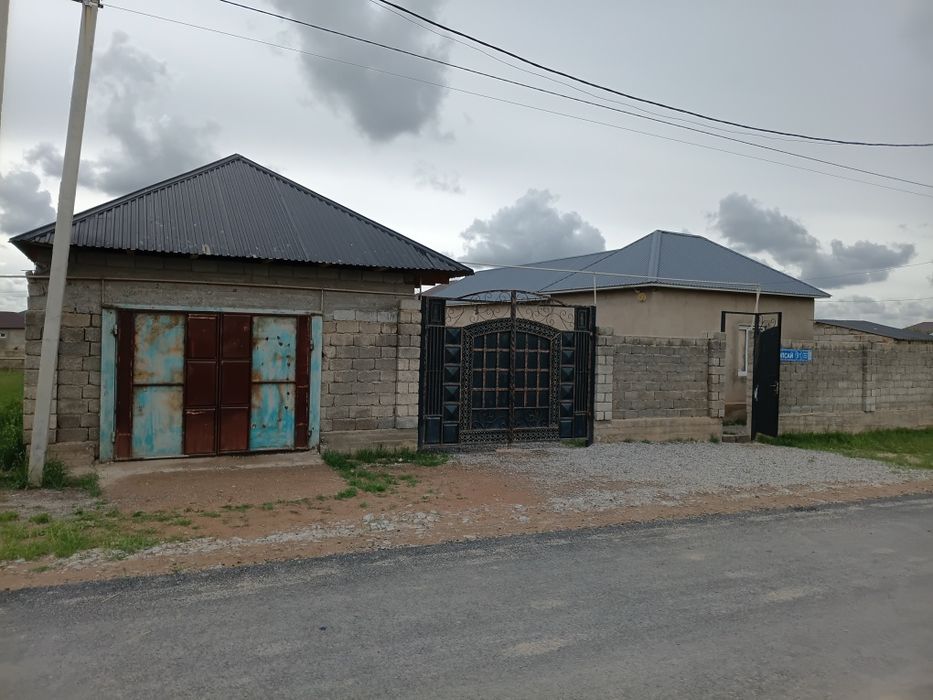 Уй сатылады 8 соттык коршалган