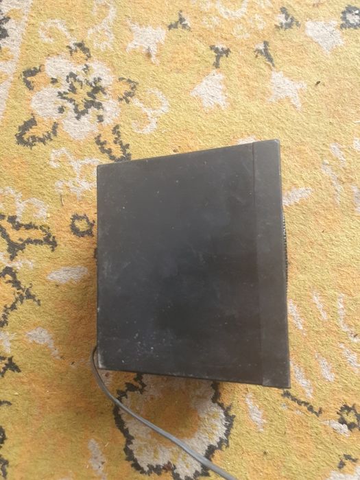 Продам маленькие колонки,пять штук