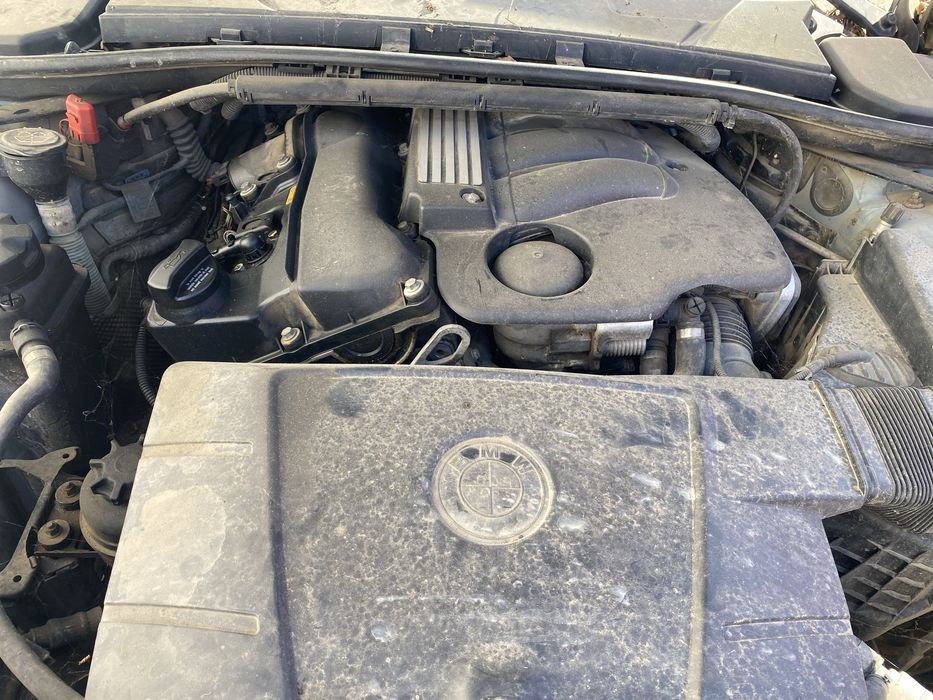 Dezmembez BMW E90 2.0 benzina N46B20B