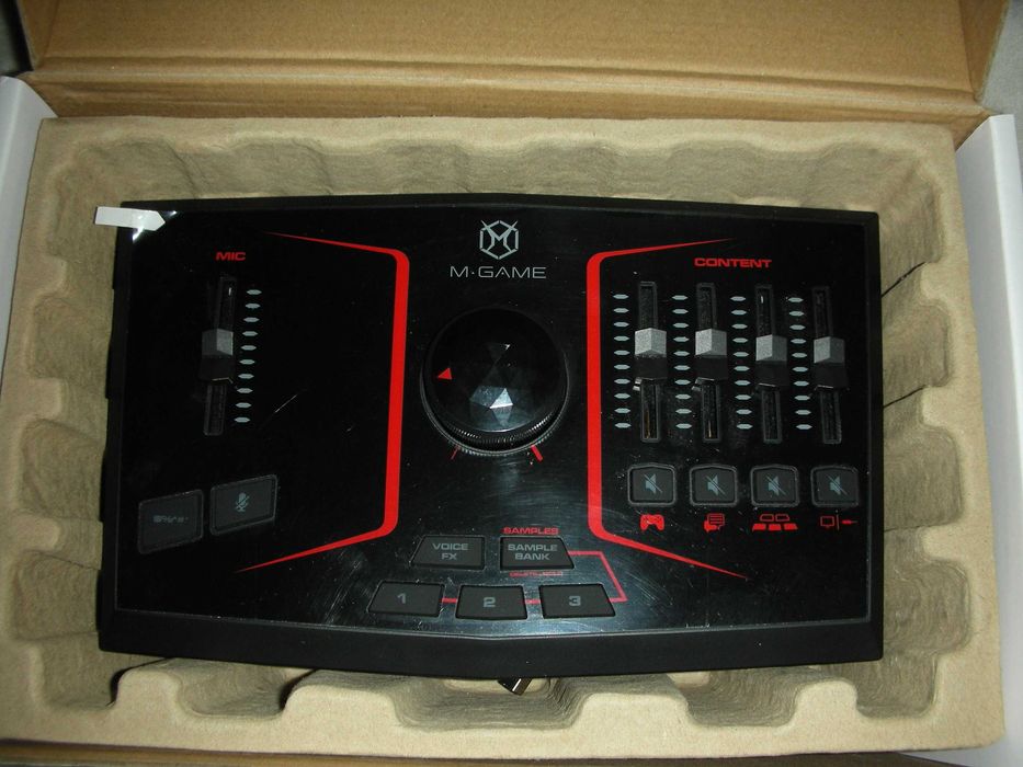 Vand/Schimb M-Game SOLO Interfață audio USB.NOU la cutie cu accesorii.