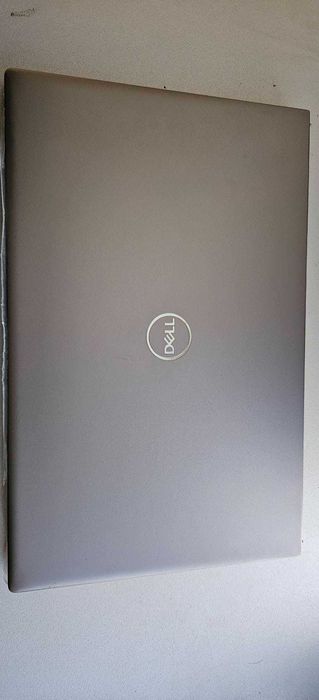 Dell Vostro 5515