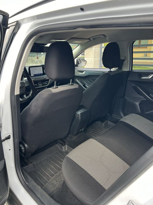 Ford Focus + licenta taxi