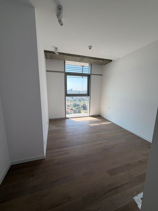 3-Room Apartment for Rent // Up-site I/ Parking Included // Spa